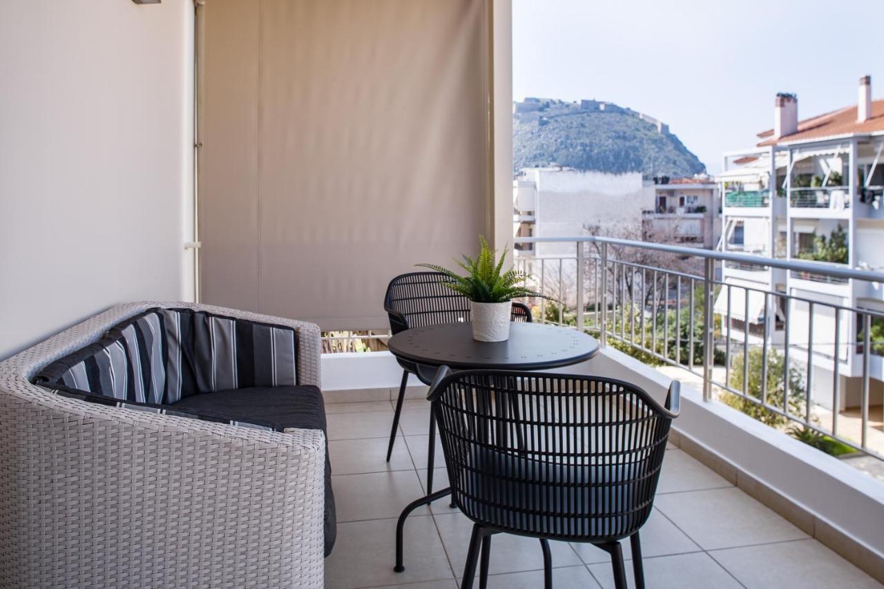 Living In Nafplio Urban Chic Apartments Exterior foto