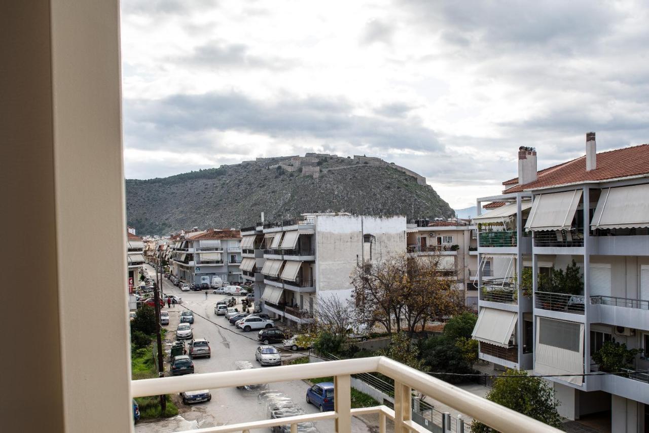 Living In Nafplio Urban Chic Apartments Exterior foto